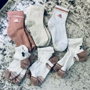(6) Pair Short Crew Socks - ADIDAS | Under Armour - Size 5-10